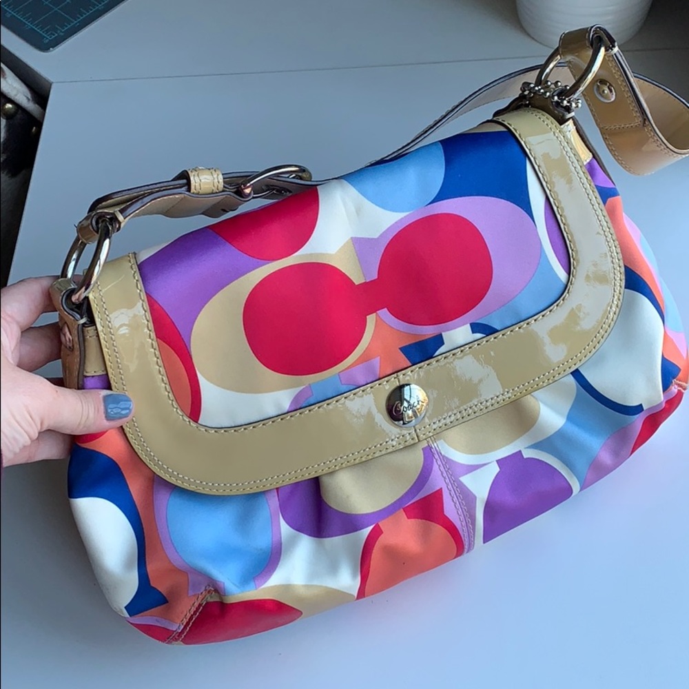 Coach hobo (unique) barely used